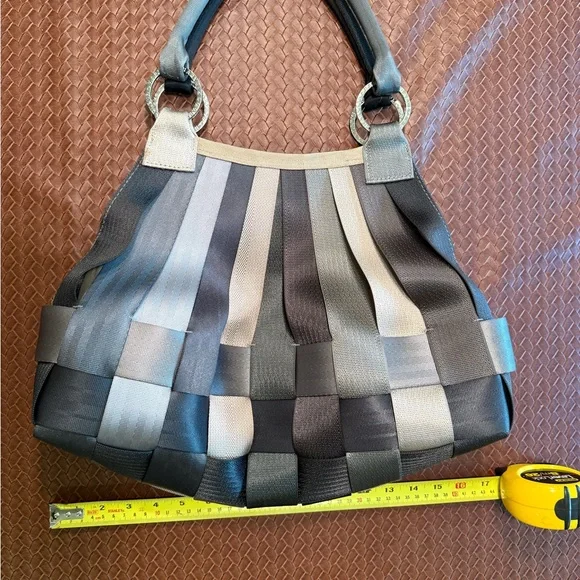 Harveys Seatbelt large Stella Handbag in Treecycle - Picture 4 of 6